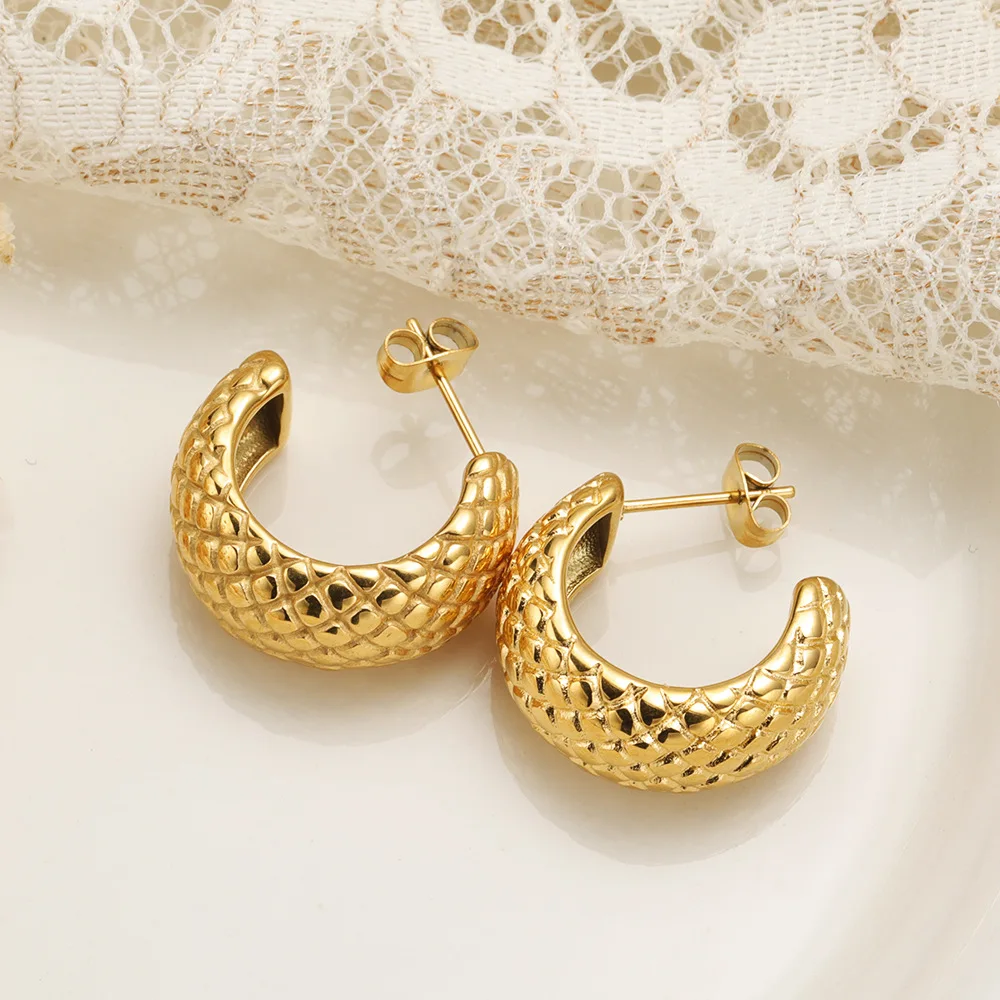 

Vintage Tarnish Free Hypoallergenic Cc Earrings Stainless Steel Gold Plated Chunky C Shaped Hoop Earrings For Women