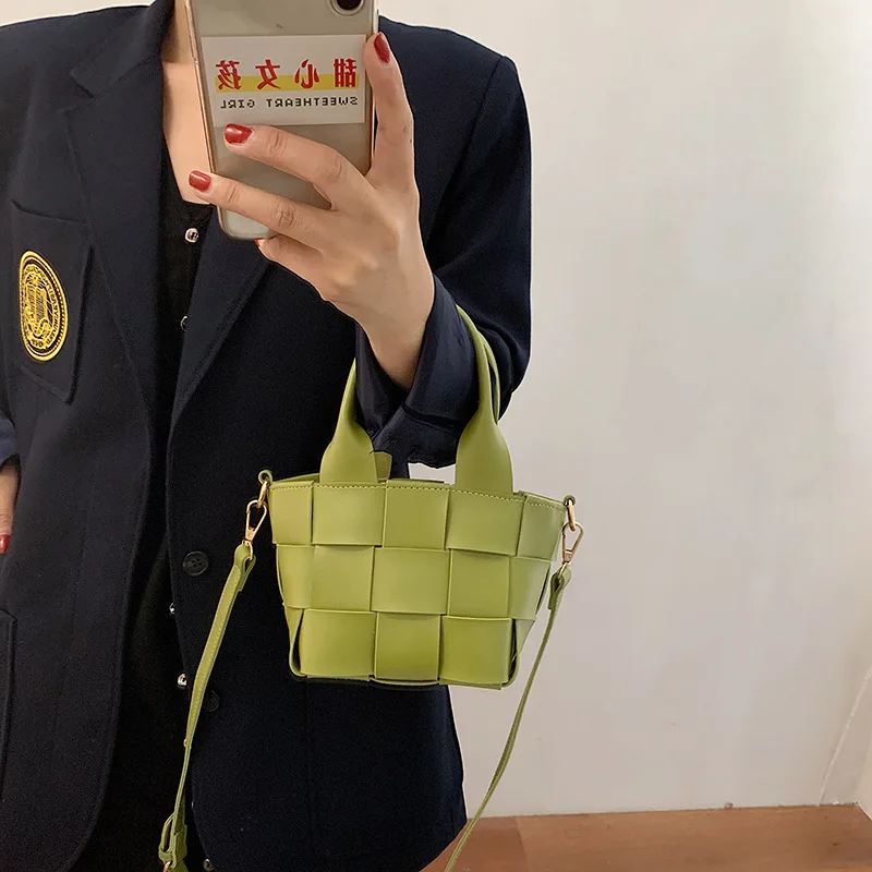 

2021 New styles fashionable ladies hand bags women straw tote bag beach purses