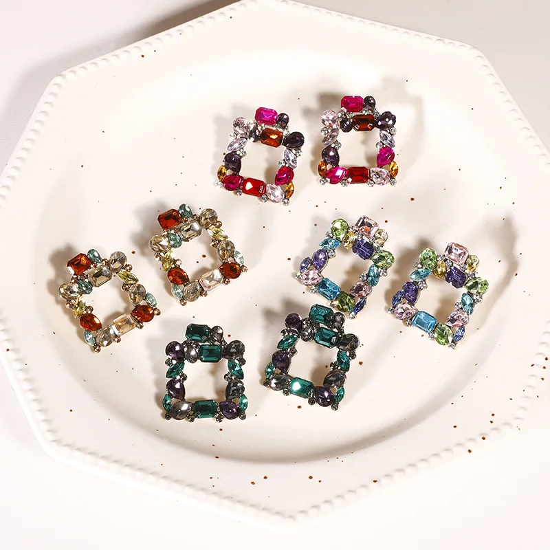 

Fashion Personality Alloy Diamond Rhinestone Square Super Flash Party Earrings