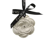 

Rose Shaped Hanging Air Freshener Gift Set Scented Ceramic Aroma Stone