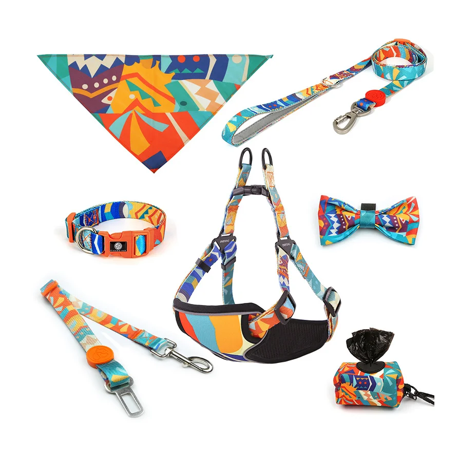 

Seven-piece dog collar and leash set with garbage bag and safety rope
