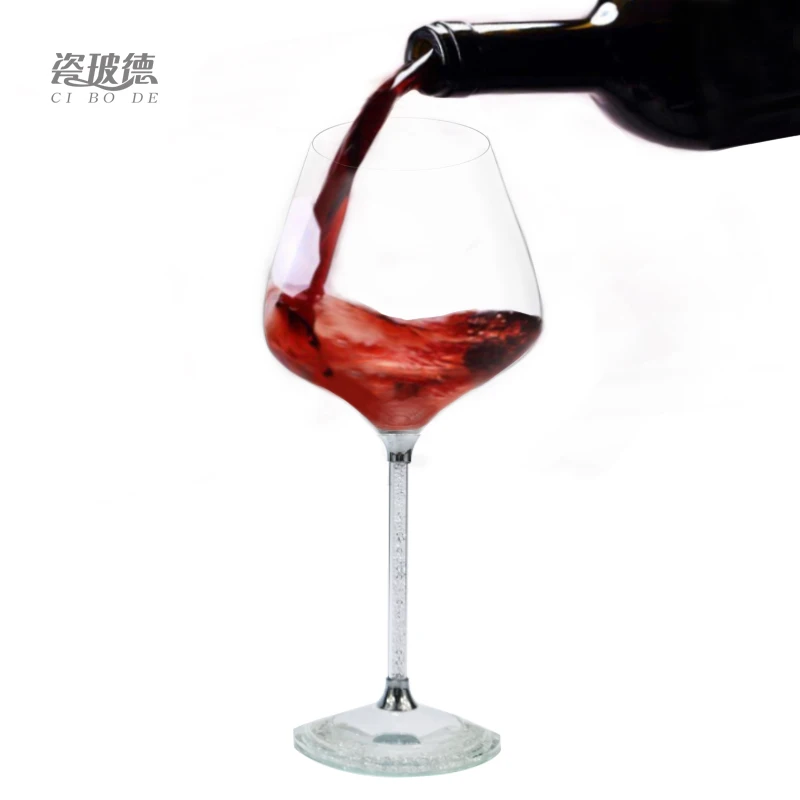 

Special Charms Cute Premium Clear Crystal white Diamond Stem unique wine glasses For Elegant Party