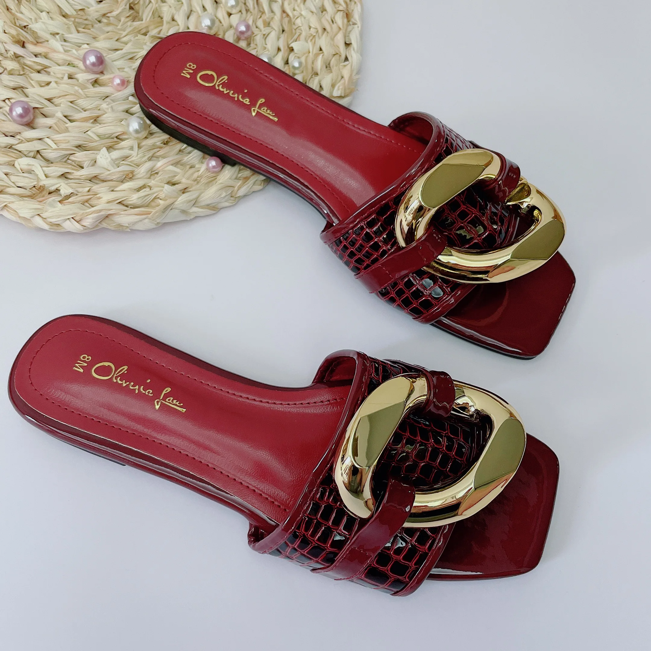 

2021 Big Chain women Slippers, Orange black white black