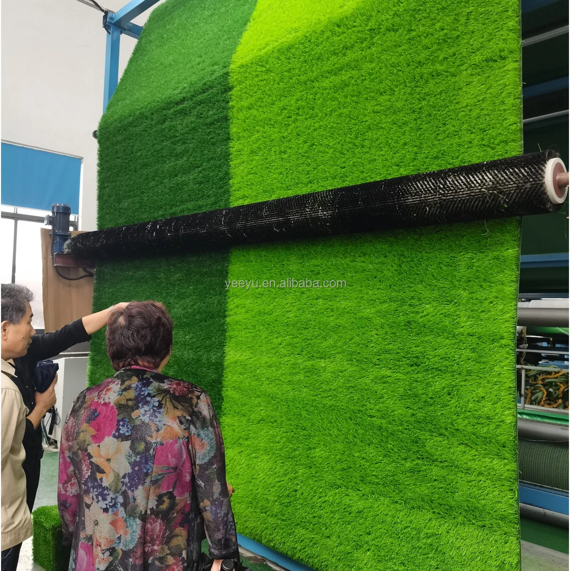 

China FACTORY Cheap lawn Landscaping Mat Home Garden Turf Artificial Carpet Grass Rug Outdoor Artificial Grass, Green