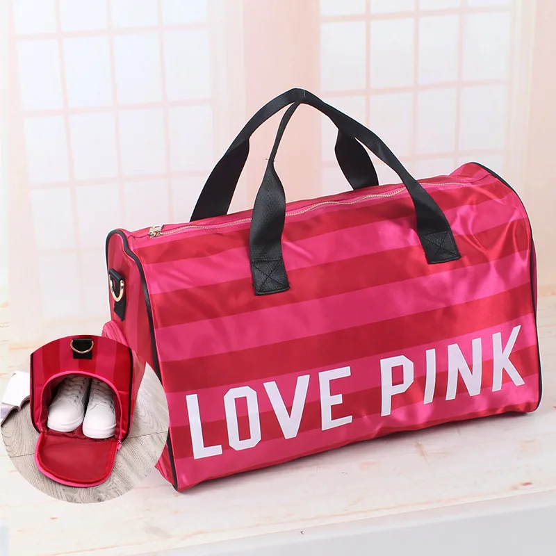 

2021 New Fashion Custom Logo Love Pink Duffle Bag Large Capacity Spend Da Night Bag Gym Weekend Women Overnight Bag, 3 colors