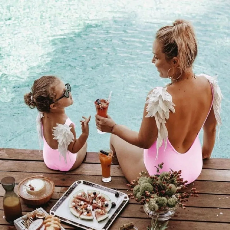 

High Quality 2021 Mother Daughter Bikini Mulit-Colored Family Beachwear One Piece Angel Feather Patchwork Mommy And Me Swimwear