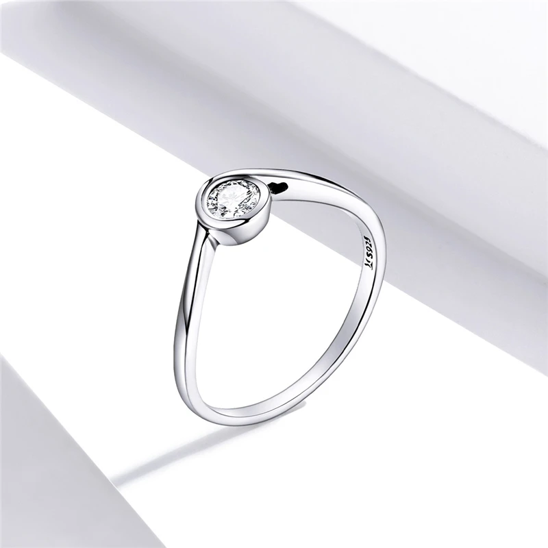 

Beautiful 925 Sterling Silver Mobius Eternity Ring Wedding Woman