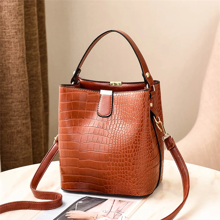 

2021 trending custom design hot sell brown pu leather lady hand bags women