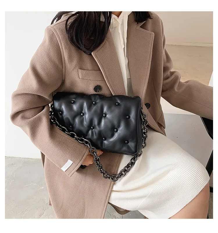 

Branded Women's Shoulder Bags 2021 Denim Quality Thick Metal Chain Shoulder Purses And Handbag Women Clutch Hobo Bag