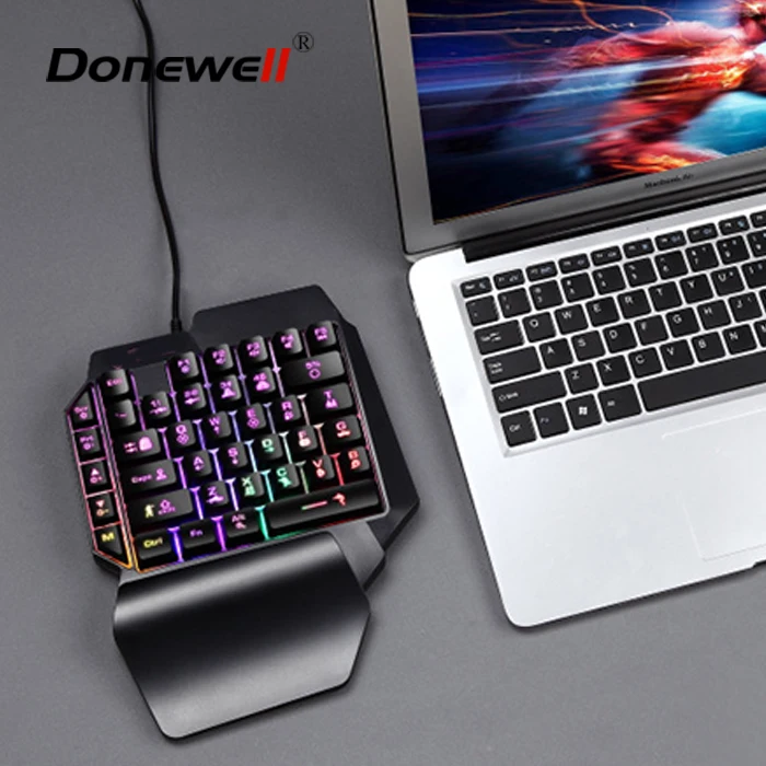 

Durable and beautiful multi-color mini portable wireless gaming mechanical keyboard and mouse combination, Black