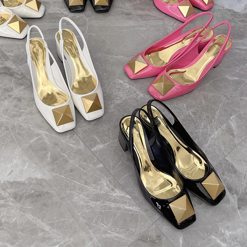 

Catwalk patent leather square toe thick heel sandals metal button Baotou women's shoes