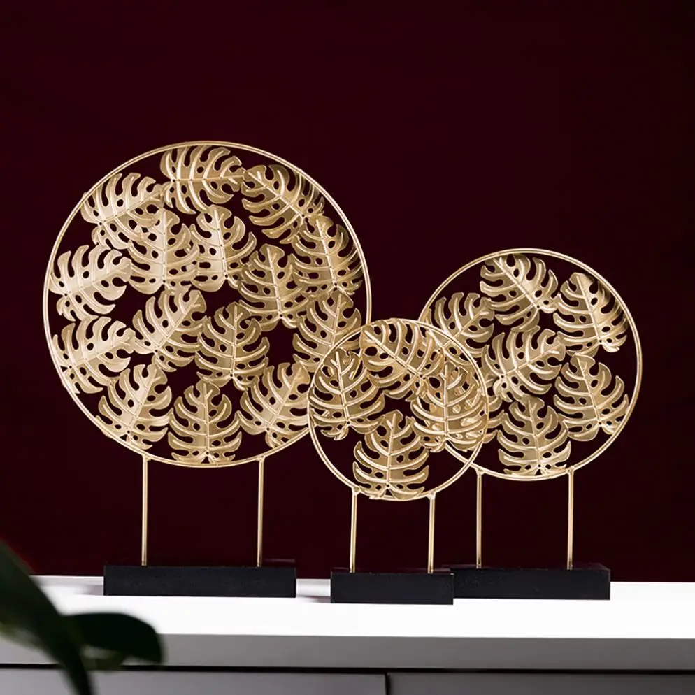

Simple Golden Banana Leaf Ginkgo Leaf Iron Round Ornament Home Decoration Accessories Modern Romantic Desktop Romantic Decor