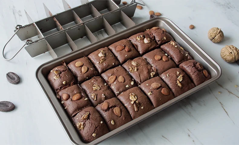 professional nonstick brownie baking pan with built-18in slicer