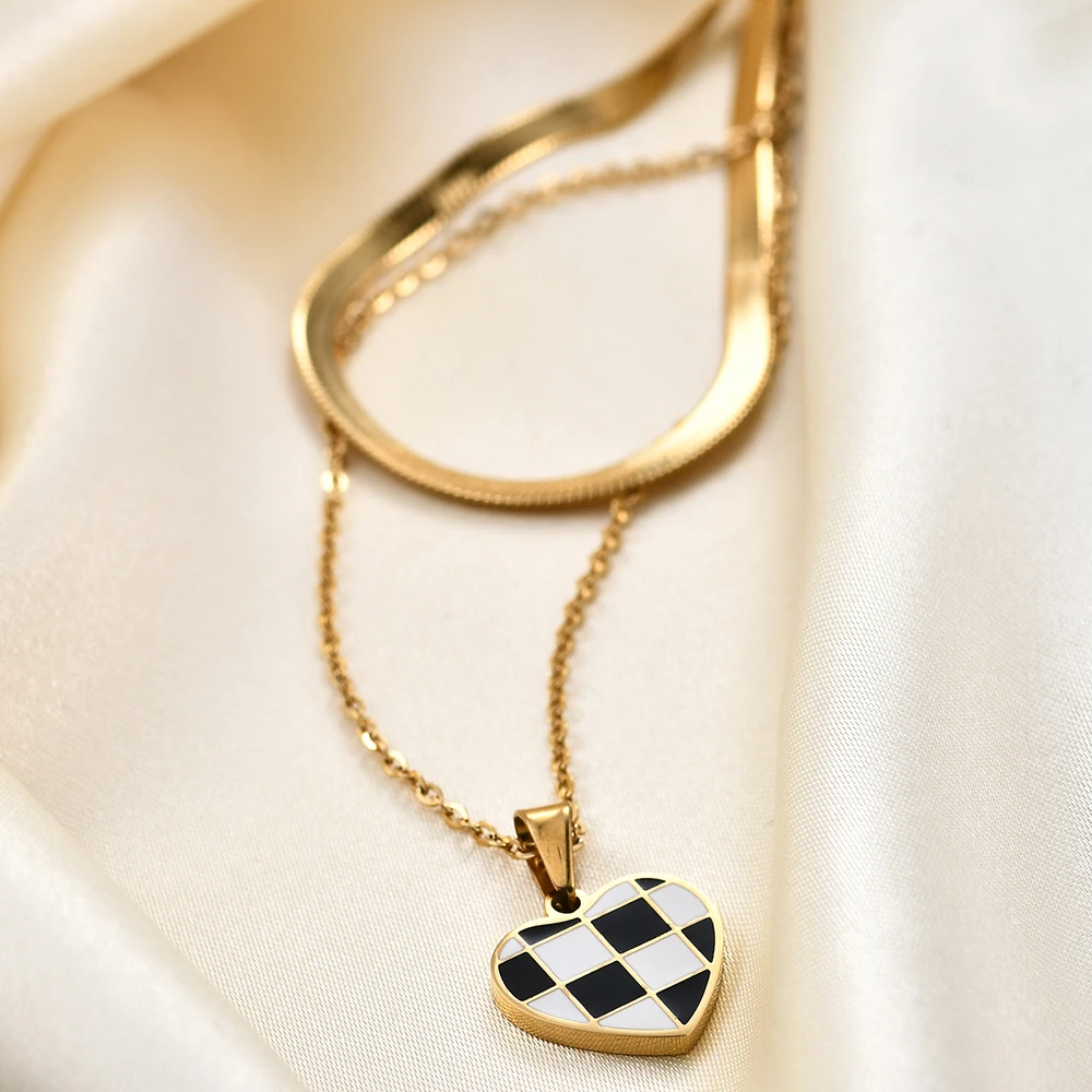 

Black White Checkerboard Love Pendant Square Choker Flat Overlay Necklace Hip Hop Women Double Chain Snake Necklace