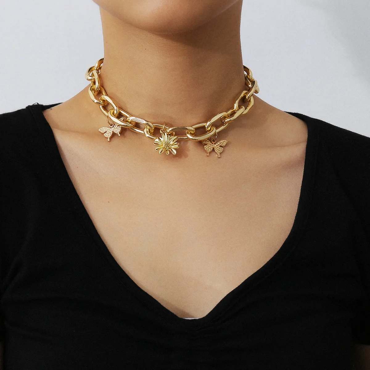 

2020Hot Sale Luxury Women Jewelry Diamond Butterfly Choker Necklace