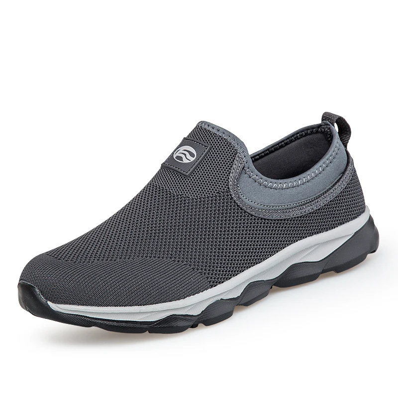 

Breathable and non-slip sneakers for the middle-aged and elderly in summer 2020