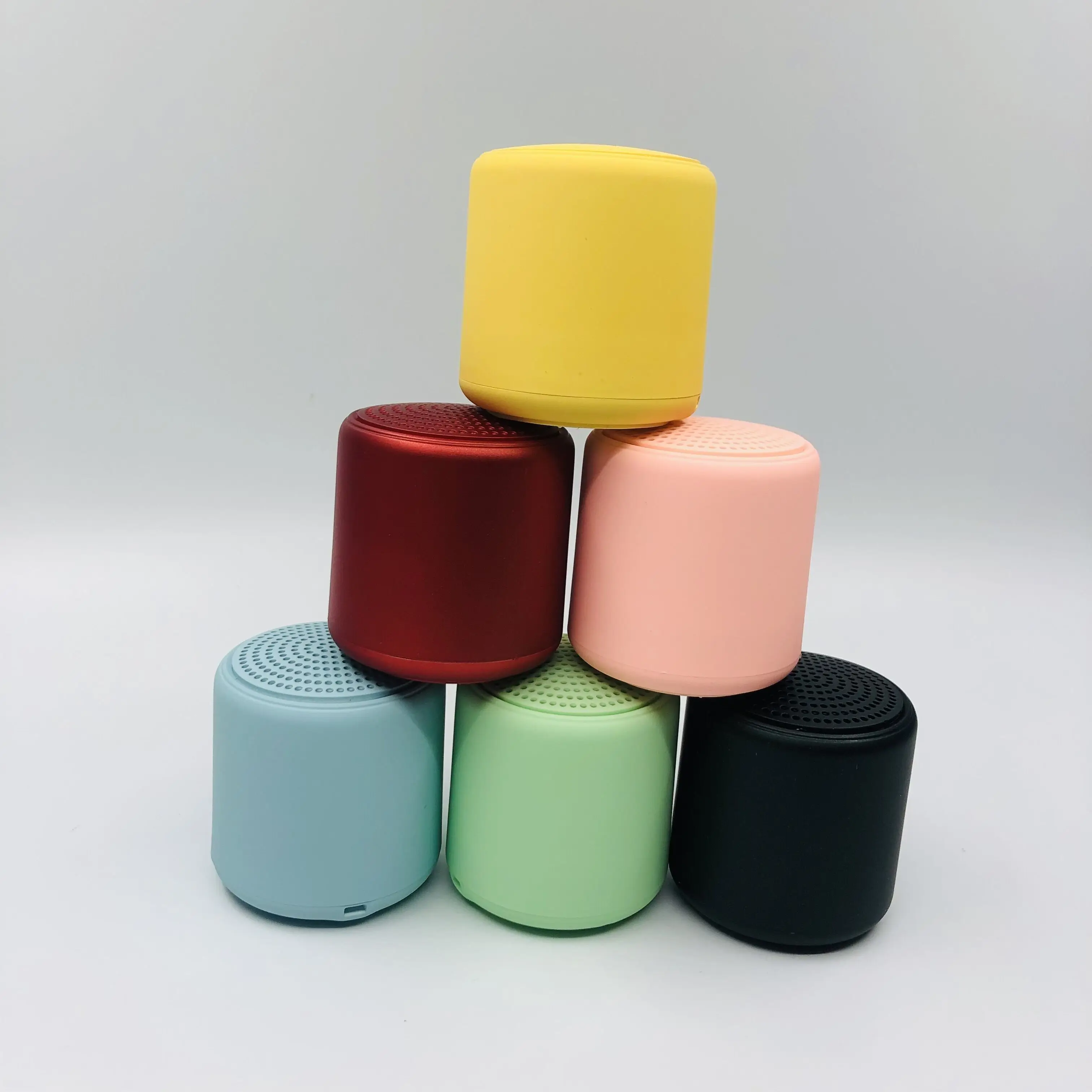 

Macaron Inpods bt speaker TWS karaoke outdoor home theatre audio system music player wireless speaker tws