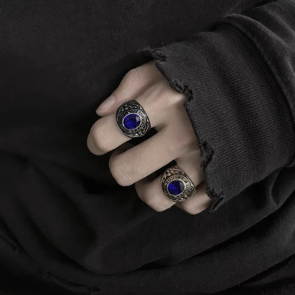 

Sapphire ring, fashion personality, hip-hop ring