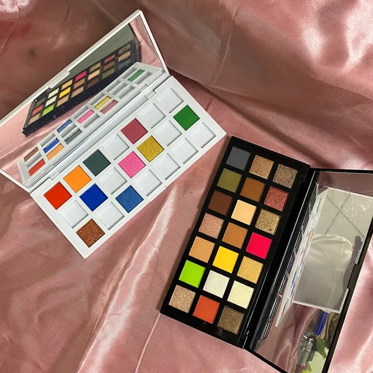 

Make your own private label cosmetics makeup DIY eyeshadow palette