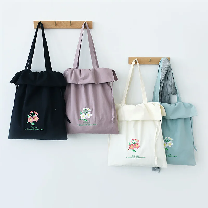 

Factory original Embroidered flower canvas bag female shoulder literary embroidery cotton canvas bag custom