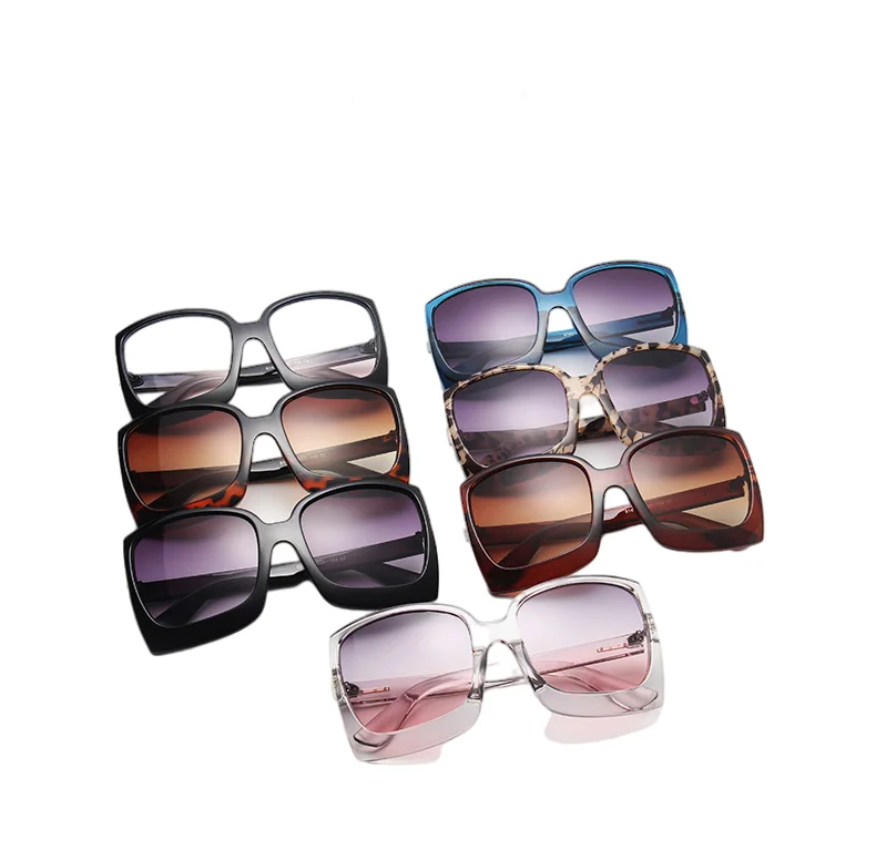 

Wholesale Cheap Fashionable Plastic Vintage Promotion Sunglasses 2019