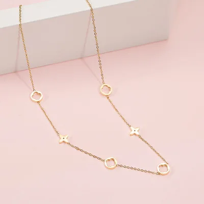 

2020 new trendy exquisite simple four-leaf clover 18K rose gold non-fading chain stainless steel necklace female accessories