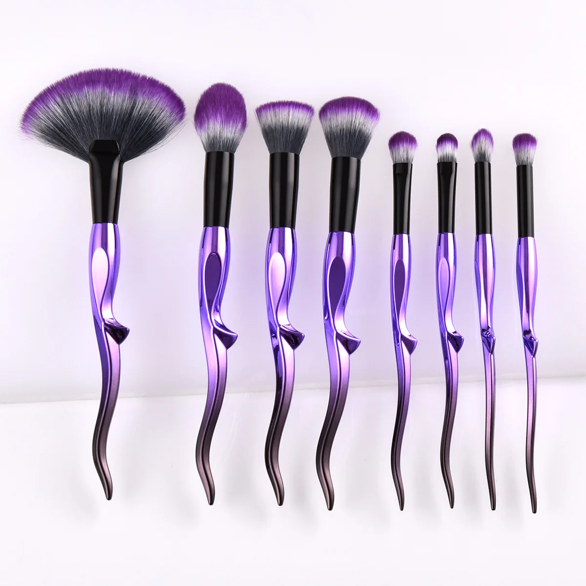 

Professional Women Makeup Brushes Extremely Soft Makeup Brush Set 10 pcs Foundation Powder Brush Gradient Color Make Up Tools