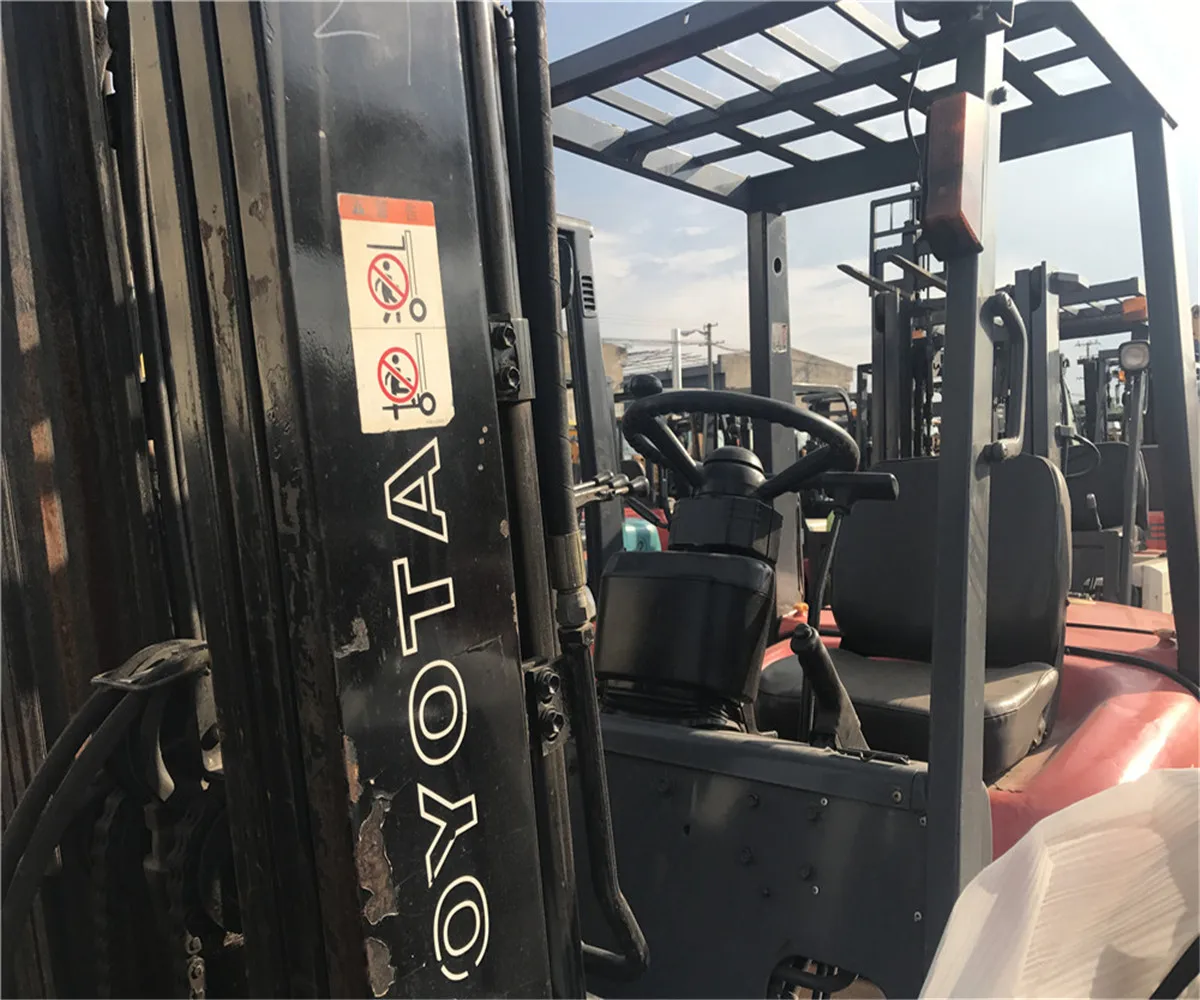 
Used 2.5t Toyot 6FD25 2.5T 7FD25 8FD25 forklift Forklift for sale 
