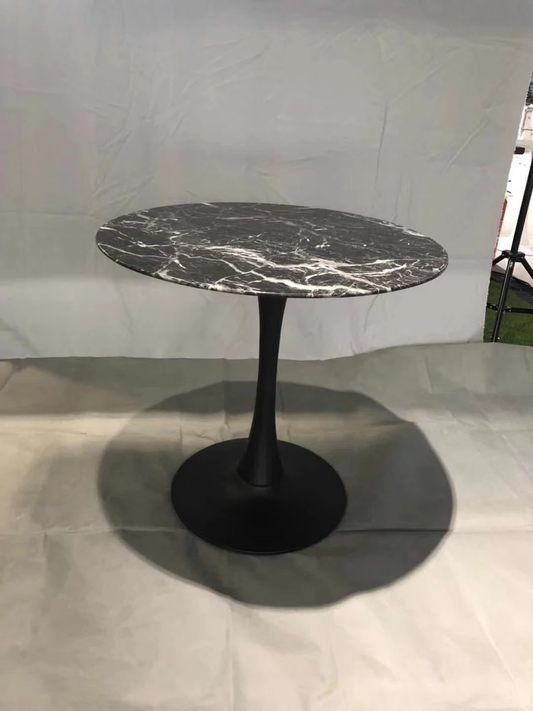 
New design modern furniture black round design dining marble table for restaurant 