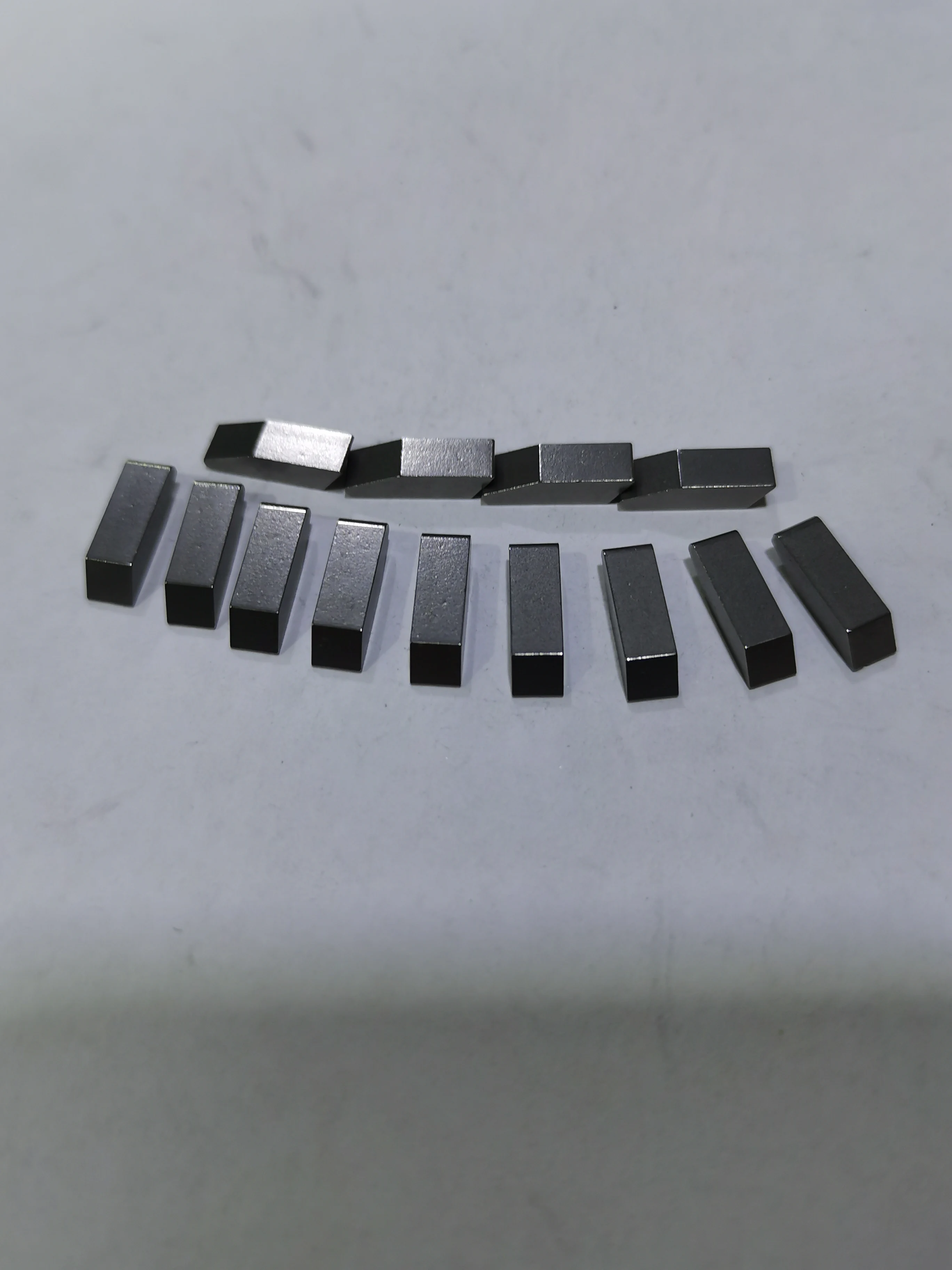 Yg6 Tungsten Carbide Saw Tips For Stump Grinder Teeth Zhongbo Reliable ...