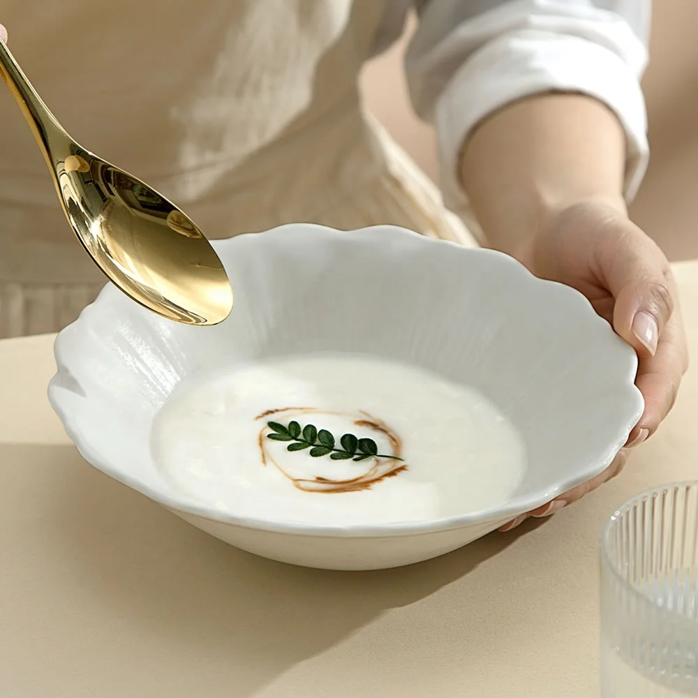 

Factory Direct Wholesale Eco Friendly Ceramic Porcelain Fruit Salad Bowl And Ramen Noodle Soup Serving Bowls For Restaurant
