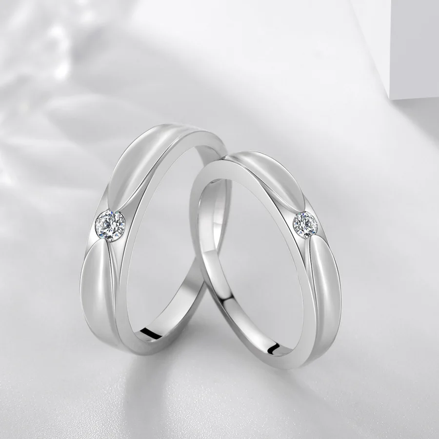 

New wing to wing classic hug single diamond couple ring men and women same Valentine's Day gift jewelry, White