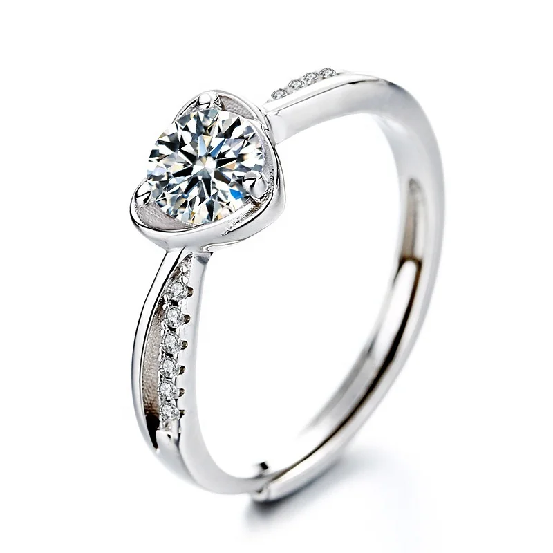 

Heart Shaped Jewelry Three Claw Diamond Jewelry Fashion Women 925 Sterling Silver Bride Ring, White