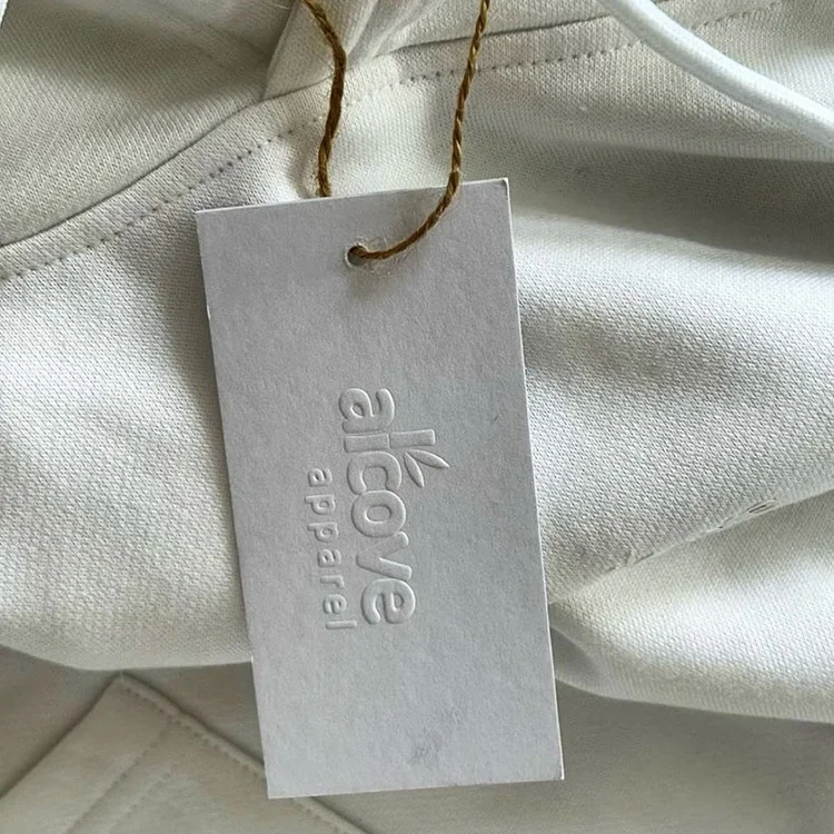 

Cheap Custom Design Printing Name Logo Paper Garment Hangtag Labels Clothing Hang Tags With String
