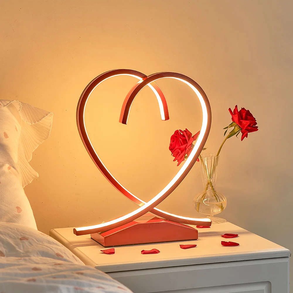 

Metal Home Decorations Wedding Atmosphere Light Heart Shaped LED Light