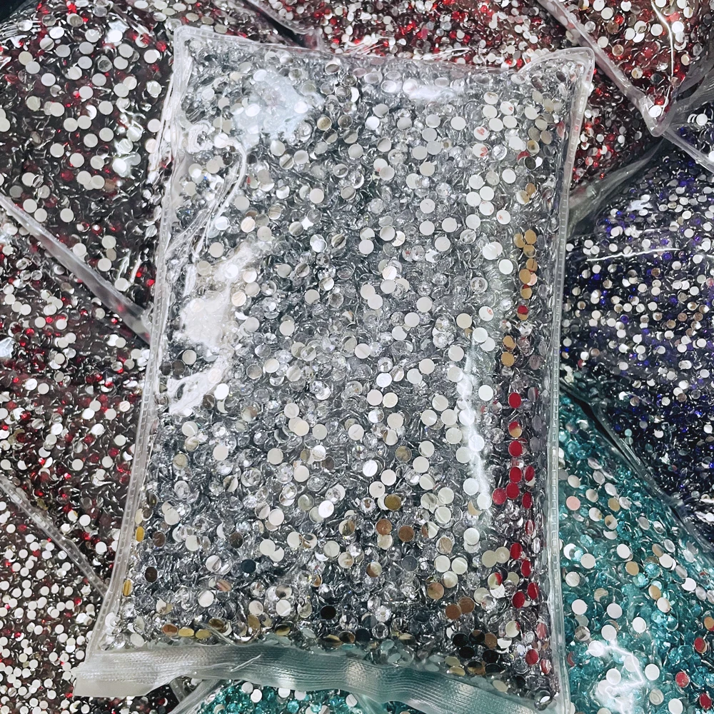 

Yantuo Wholesale 2mm-6mm Bulk Package Flat back Sliver Bottom Non Hot Fix Strass Resin Rhinestones For Nail DIY