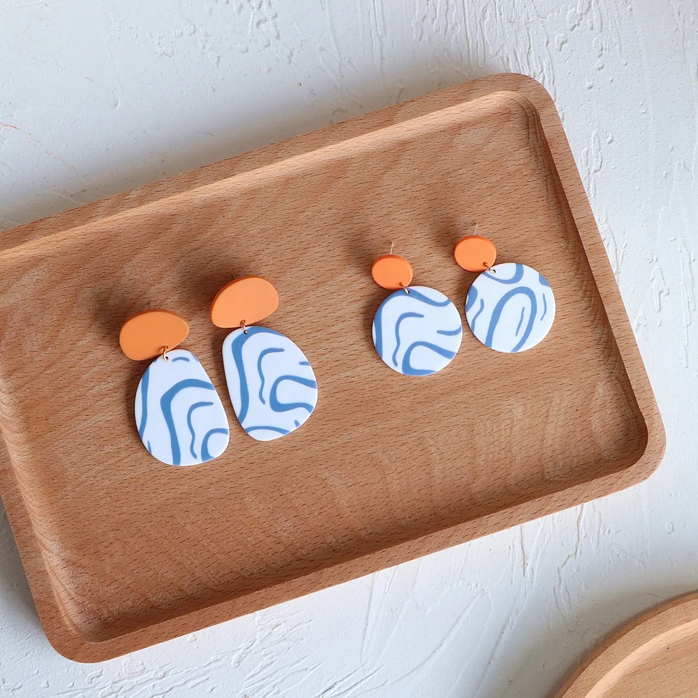 

JUHU Korea Fashion Hot Sale New Geometric Irregular Round Blue Line Acrylic Earrings for Women Spring Spray Paint Drop Earrings, Colorful