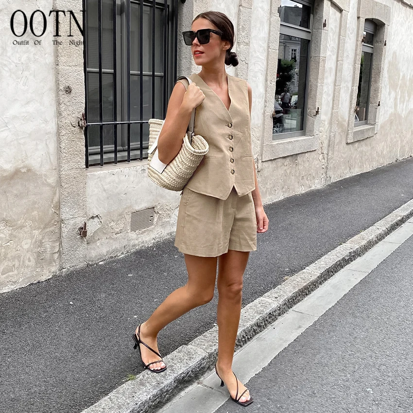 

OOTN Outfits V-Neck Sleeveless Tops Fashion Cotton Wide Leg Shorts Suits Summer Linen Shorts Sets custom 2 piece set women