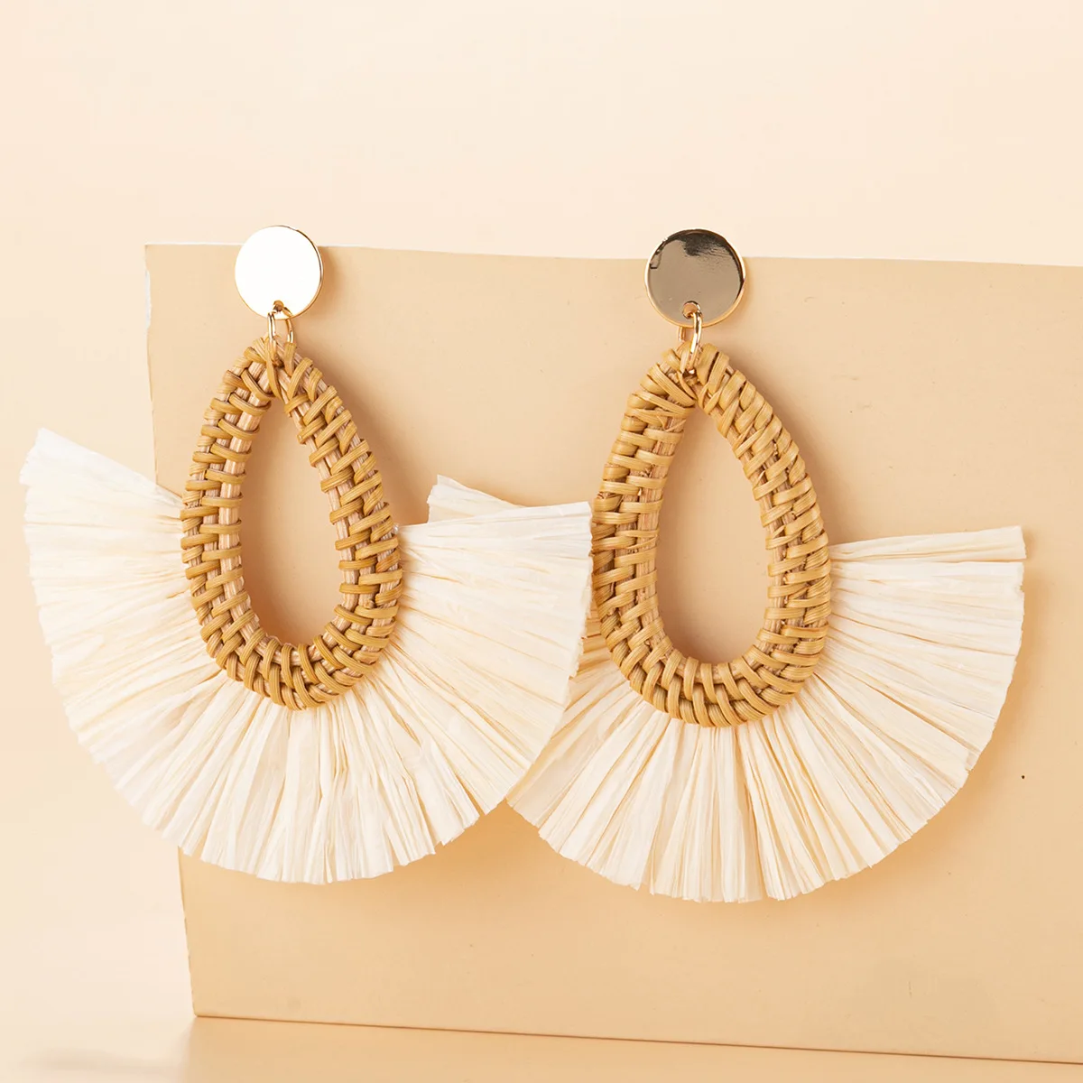 

New Drop Earrings For Women Natural Geometric Wooden Bamboo Straw Weave Rattan Knit Vine Beach Earring For Girls