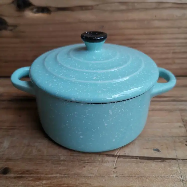 Wholesale Ceramic Ramekin With Lid Stoneware Souffle Dish Mini ...