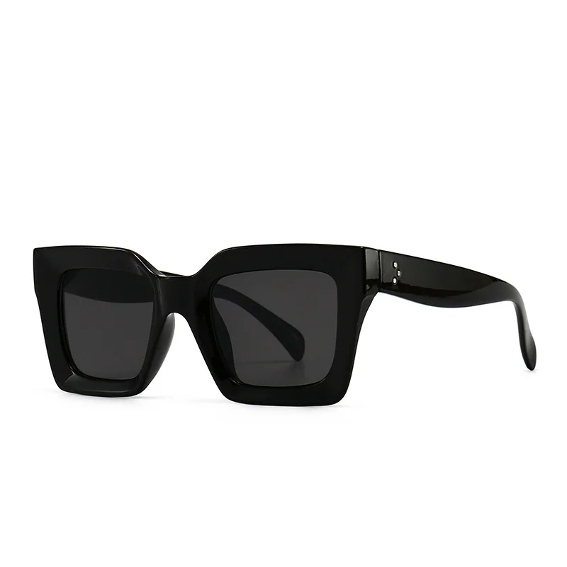 

Vintage Oversized Square Brand Sunglasses For Women New Black Gradient Rivet Sun Glasses Female Elegant Clear Pink Brown Shades