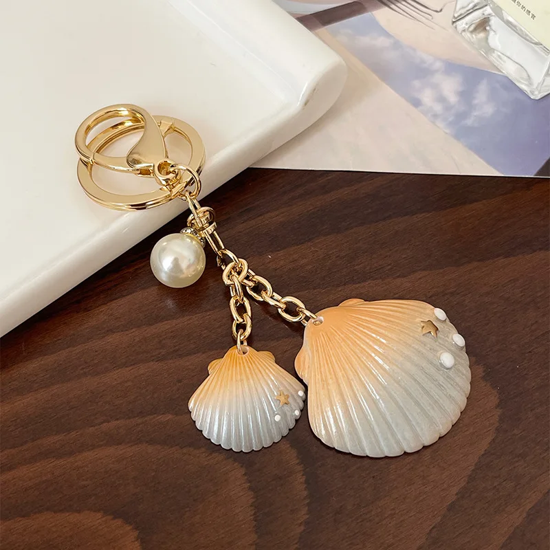 

GT Wholesale Shell Keychain Resin Pendant Pearl Keychain For Women Gift