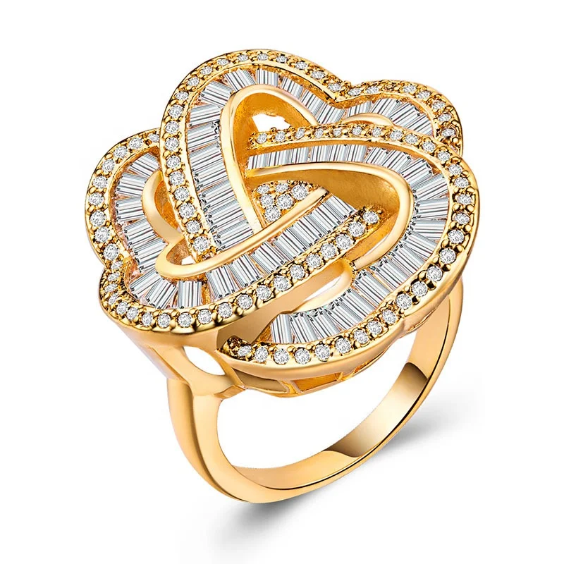 

Luxury Shiny Crystal 3 hearts cross wedding ring high quality Gold color Cocktail party jewelry Cute girls finger ring