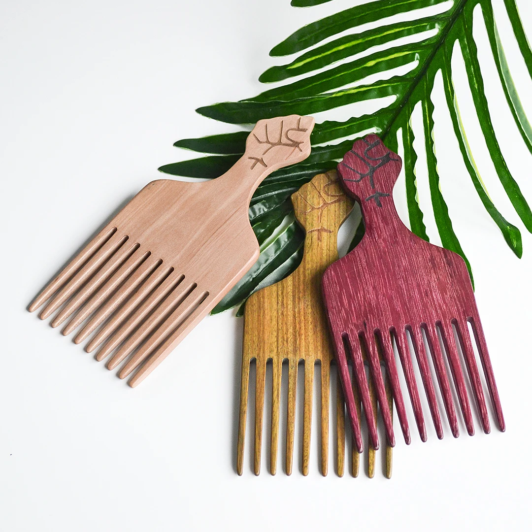 

New Arrival Natural Wood Fist Design Wide Tooth Afro Hair Detangle Pick Comb