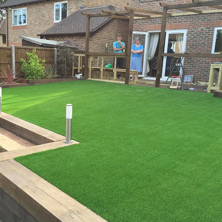 

Fibrillated Green Best Quality Artificial Grass Carpet Roll for Garden