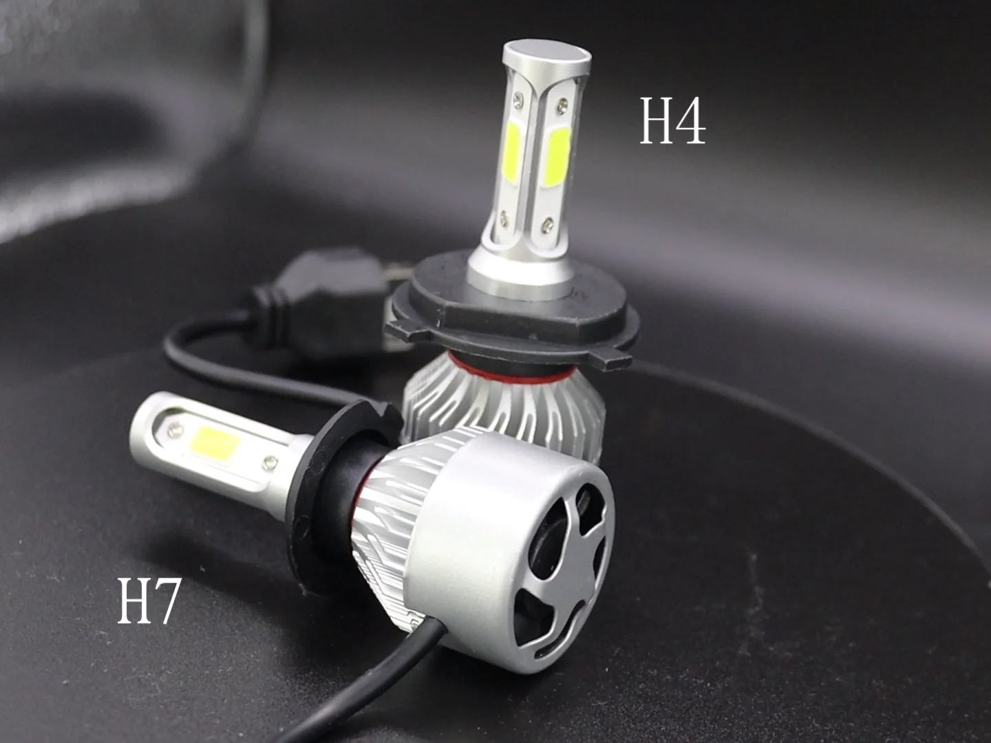 M3 led light h7. Светодиодные h1 в ближний свет. Цоколь лампы h1 лед. Led headlight bulb h11. Лампы led headlight h11.