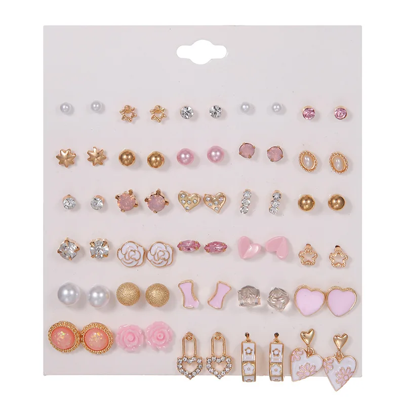 

Fashionable Versatile Gold Earrings 18k Love Letter Earrings 30 Pairs Combination Set Personalized Cute Earrings