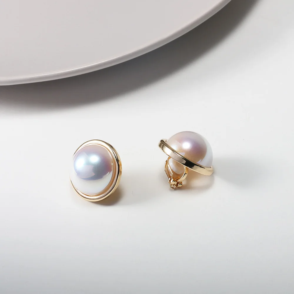 

2021 Temperament New S925 Silver Needle Female Pearl Stud Earrings Simple Non Pierced Ear Clip Geometric Pearl Stud Earrings