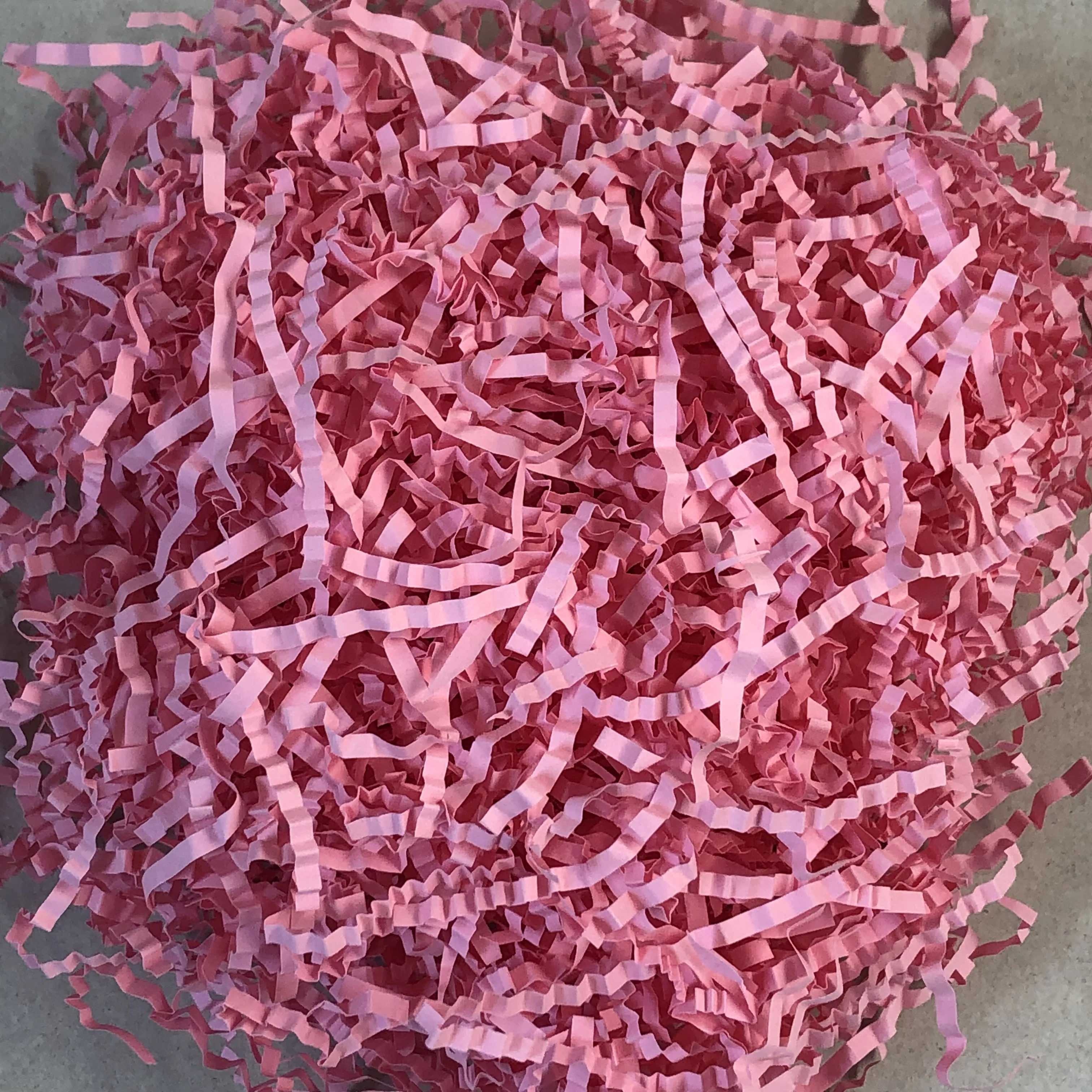 
Pink and hot pink color crinkle shred paper with good quality 