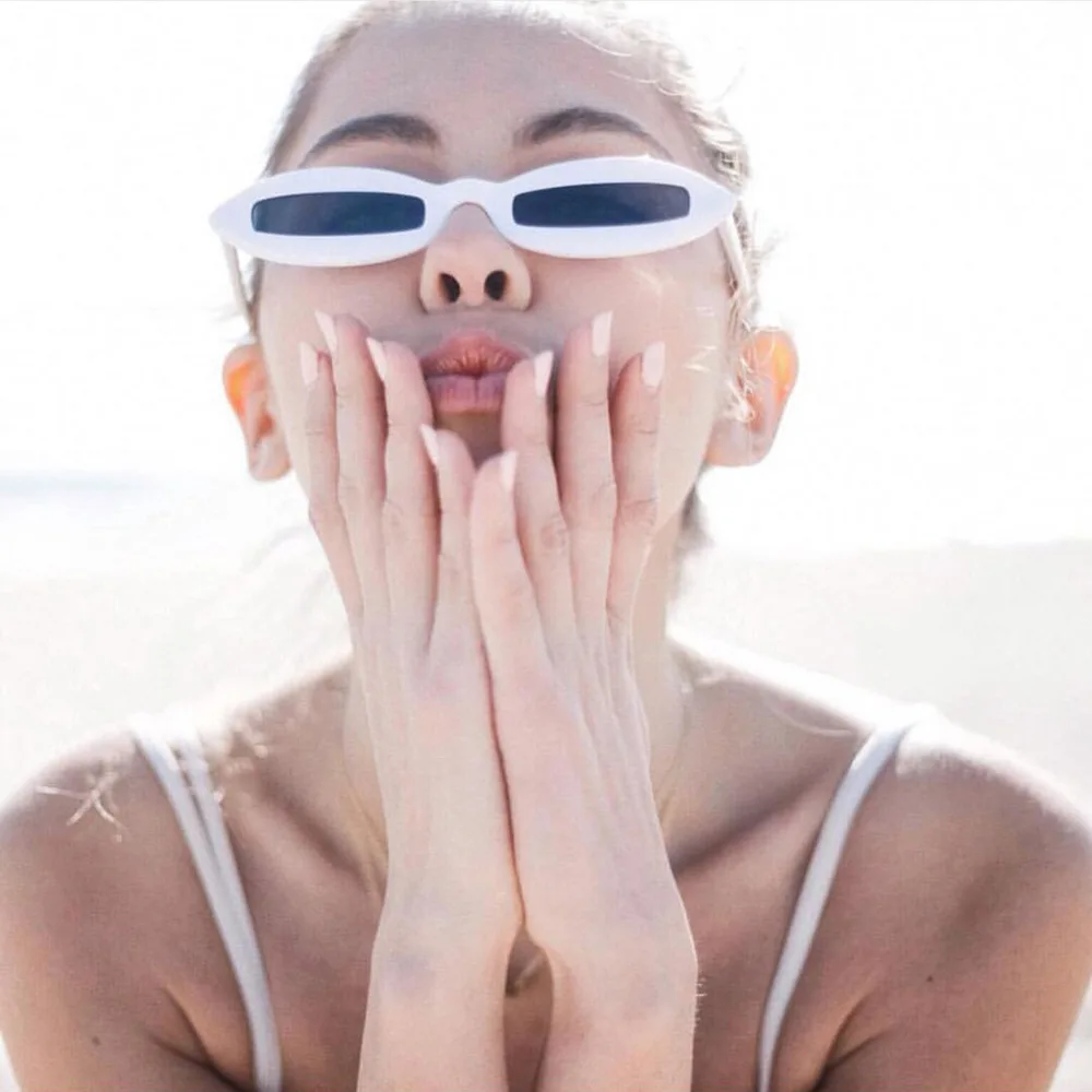 

2020 China Custom Logo New Lady Trend Retro Oval Frame Small Lens Sunglasses men